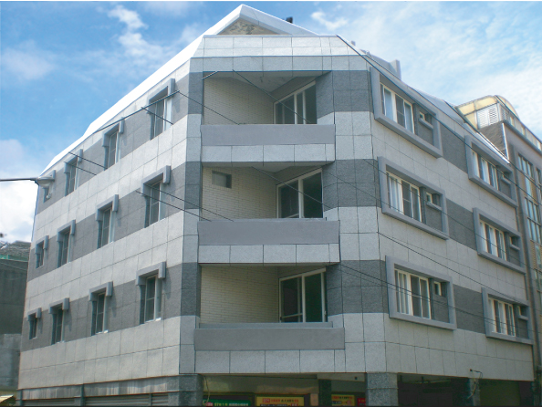 桃園縣某自宅整建狀況-施工後(外牆噴塗高貴仿花崗石面)
